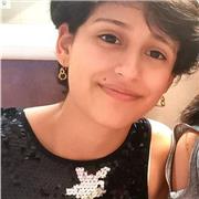 Profesora particular especializada en lengua castellana y literatura de España